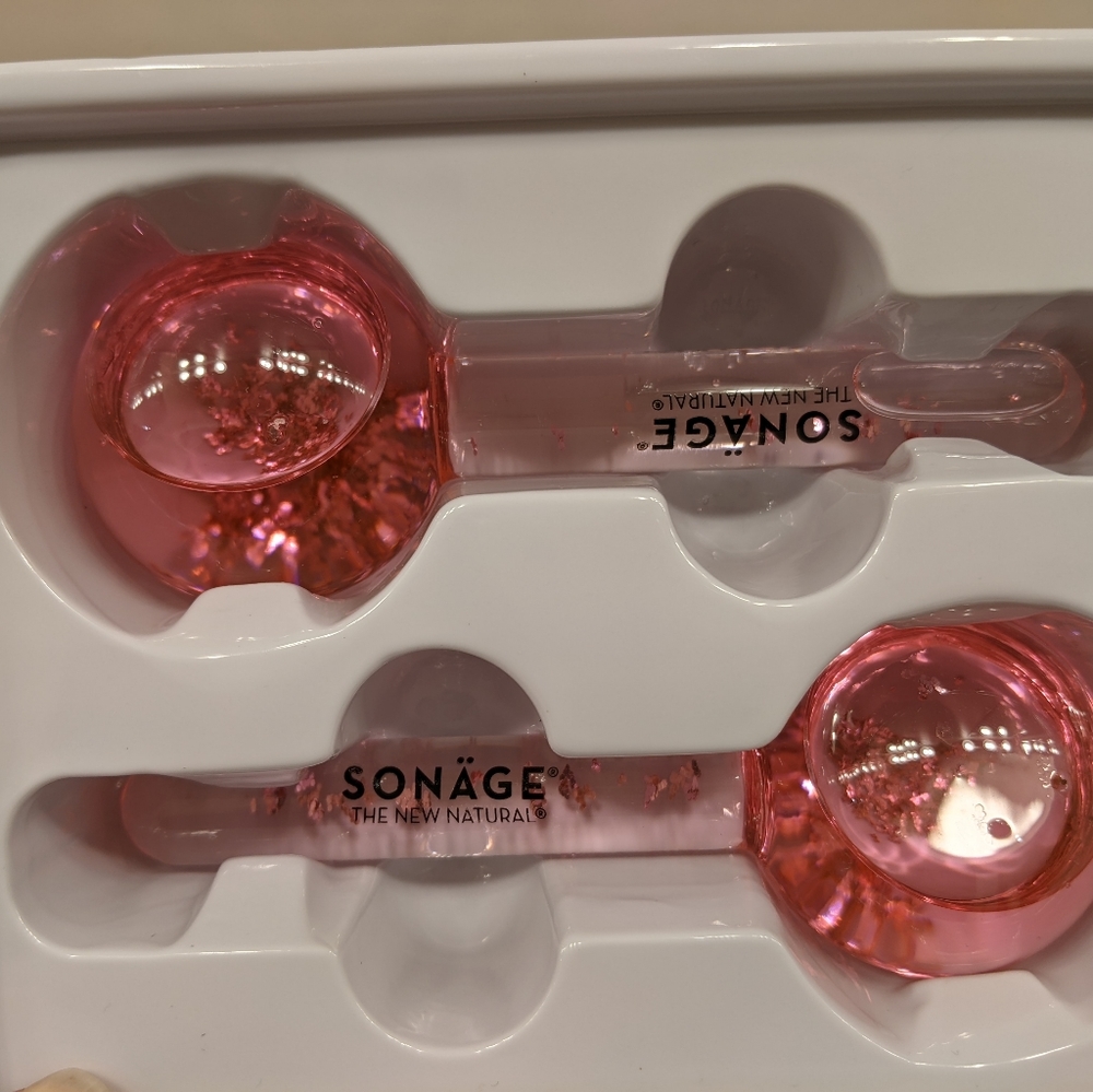 Sonage frioz icy globes